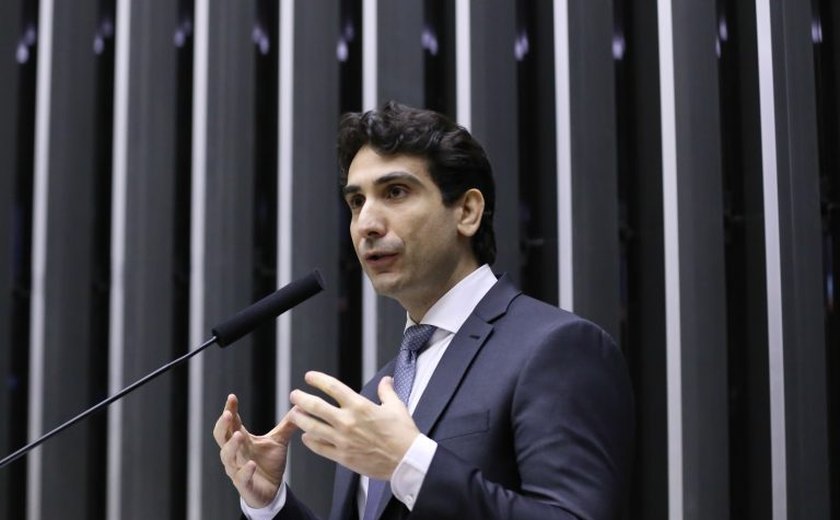 Tarifas também tendem a deslocar a curva de oferta para um lugar pior, diz Galípolo