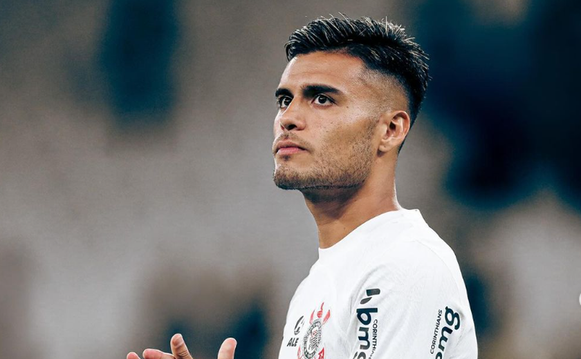 Fausto Vera treina após rusga com António Oliveira e Corinthians já pensa no clássico