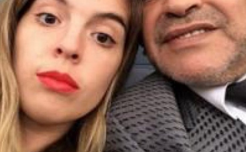 Filha de Maradona conta que procurou médium para ter contato com o pai: 'Foi muito bonito'