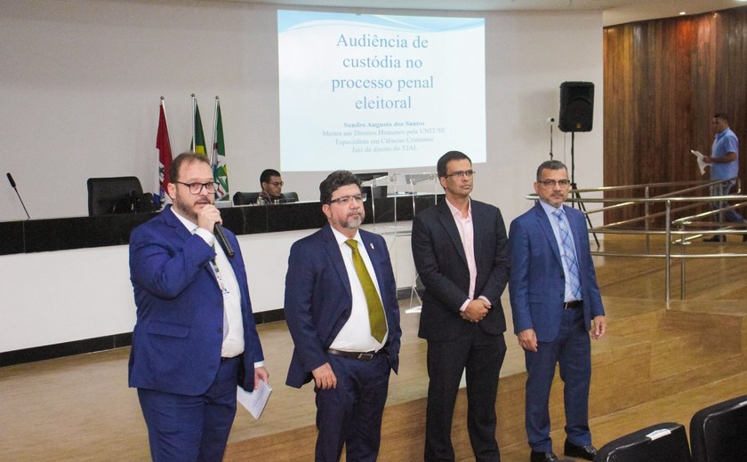 Servidores do TRE/AL participam de capacitação para as eleições municipais