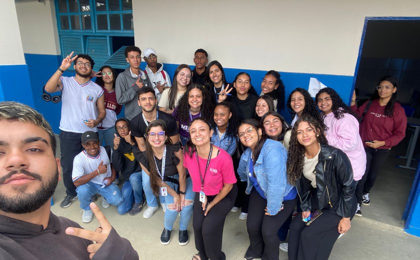 Projeto da Uesb orienta sobre métodos contraceptivos a jovens-adultos de escolas públicas