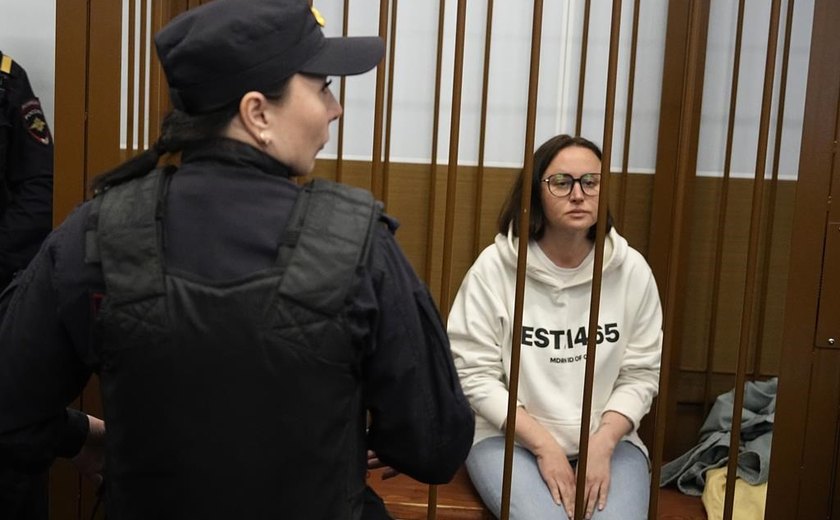 Tribunal russo condena duas artistas a seis anos de prisão por peça