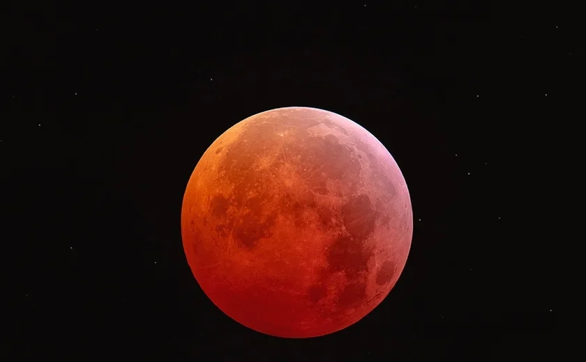 'Lua de Morango' já tem data em 2025; entenda nome e onde ela poderá ser vista