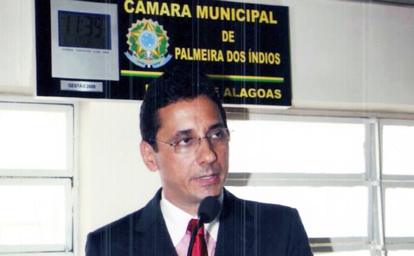 Palmeira: Gabinete de prefeito terá um milhão e meio em 2014, diz vereador