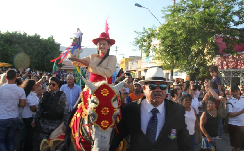 Prefeitura prepara trânsito para Arapiraca receber cavalgada e procissão