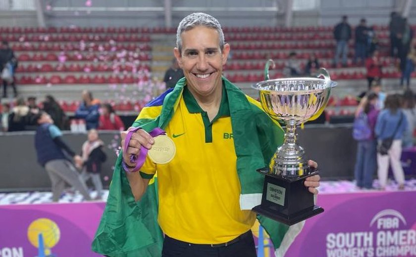 Técnico José Neto deixa comando da seleção brasileira feminina de basquete