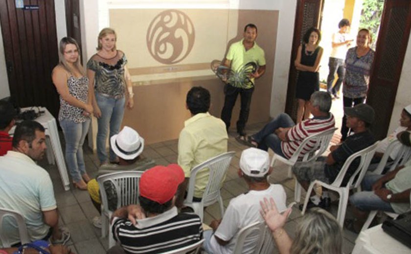 Profissionais do CAPS de Arapiraca fazem palestra na Ufal