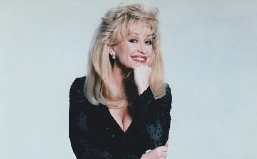 'Vazio no coração', diz Dolly Parton sobre morte do marido