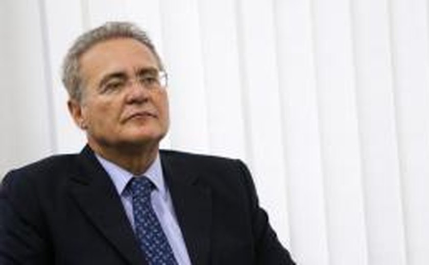 Renan diz que continuará na liderança do PMDB no Senado se a bancada quiser