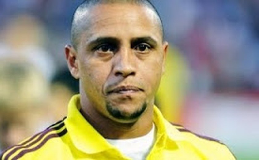 Ex-lateral da seleção, Roberto Carlos tem prisão decretada