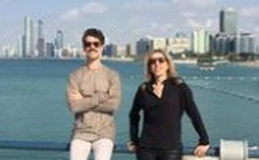 Marília Gabriela e o filho, Theodoro Cochrane, discutem a relação em peça que chega ao Rio em agosto; sim, eles falam de Madonna e Gianecchini