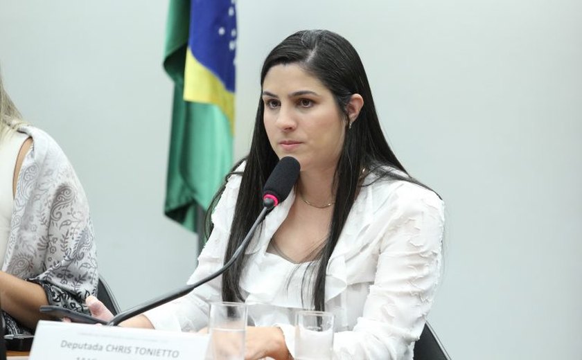 Comissão aprova atendimento prioritário à mulher que sofre aborto