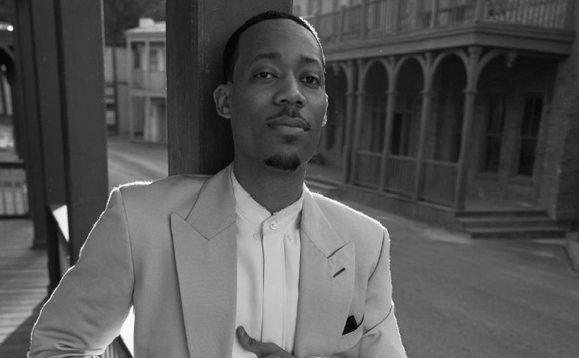Tyler James Williams, de 'Todo Mundo Odeia o Chris', fala sobre sua sexualidade