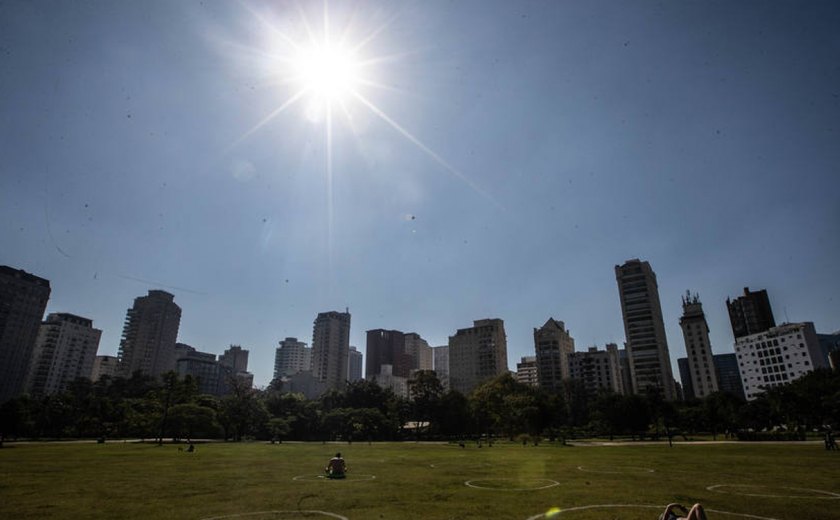 70 parques da cidade de SP retomam horário normal para dias úteis na segunda