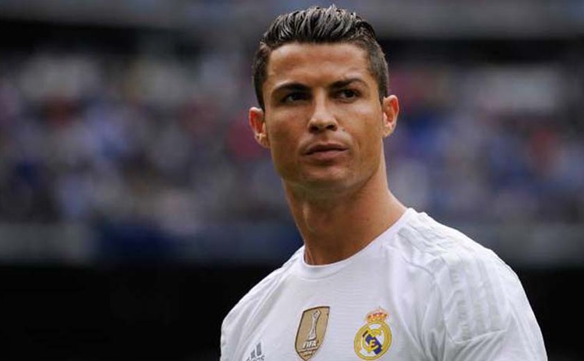 &#8216;Cristiano Ronaldo no PSG? É impossível&#8217;, garante agente