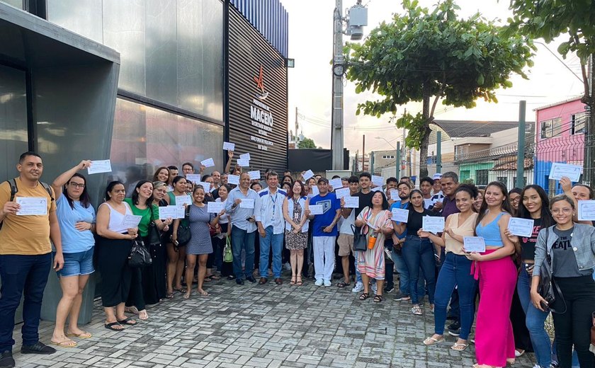 Vigilância Sanitária capacita profissionais da orla em higiene de alimentos