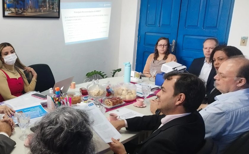 Governo do Estado cria força-tarefa com MPE e DPE em apoio às instituições de acolhimento a pessoas idosas