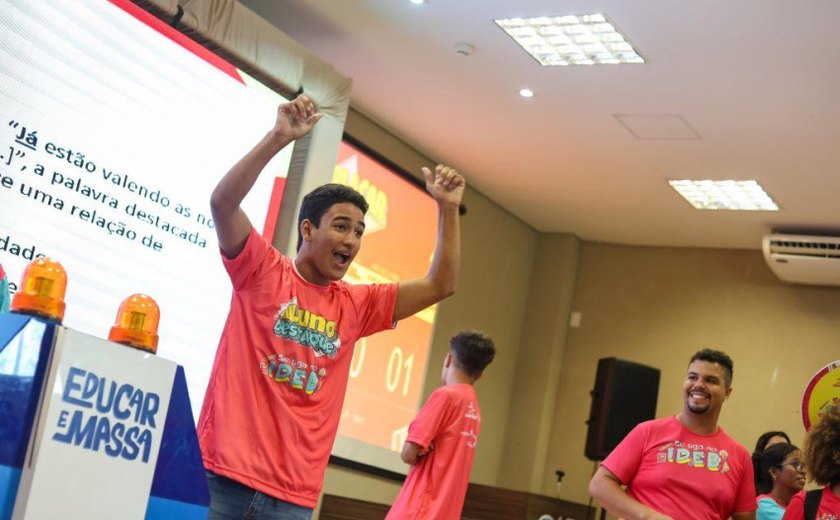Prefeitura de Maceió realiza sorteio de iPhones para estudantes da rede pública municipal