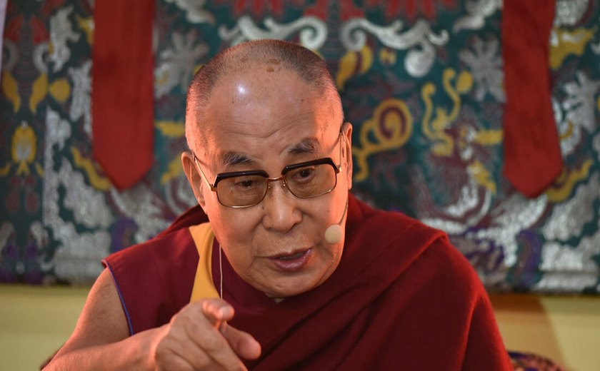 Dalai Lama diz que está em bom estado de saúde após cirurgia nos Estados Unidos