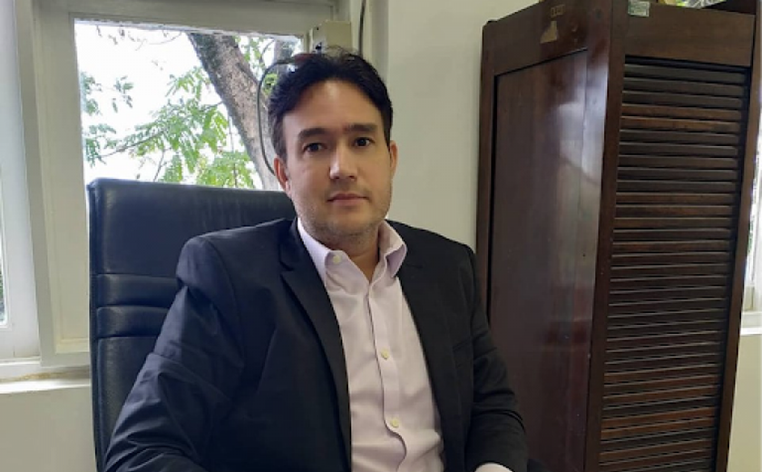 Prefeito Jorge Galvão anuncia pagamento antecipado de junho aos servidores de Jundiá