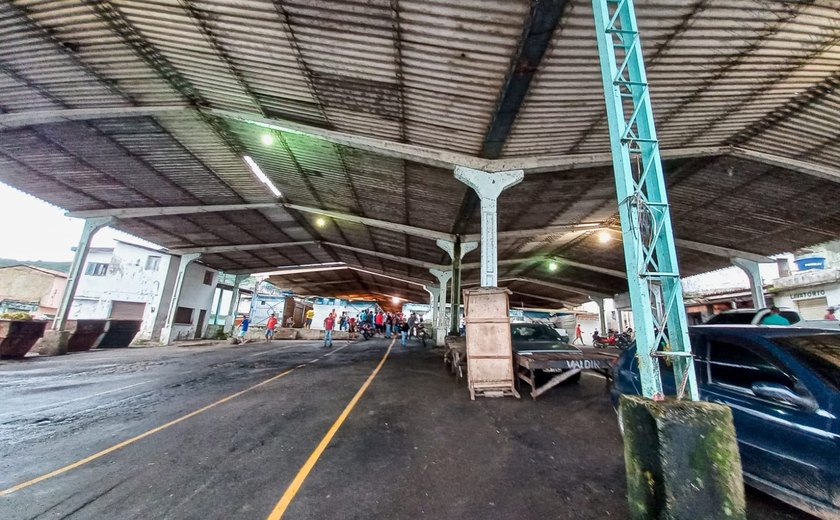 Abandonado, Mercado público recebe mais uma promessa de revitalização