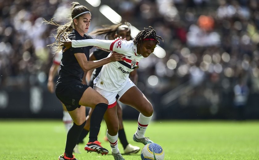 Brasileiro feminino: São Paulo e Corinthians iniciam disputa do título