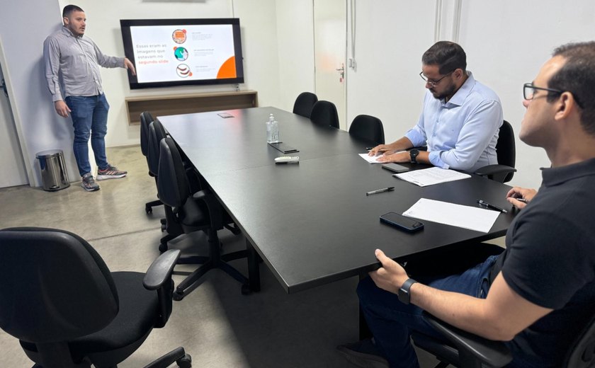 Plataforma do OxeTech passa a ser acessível para pessoas com deficiência visual