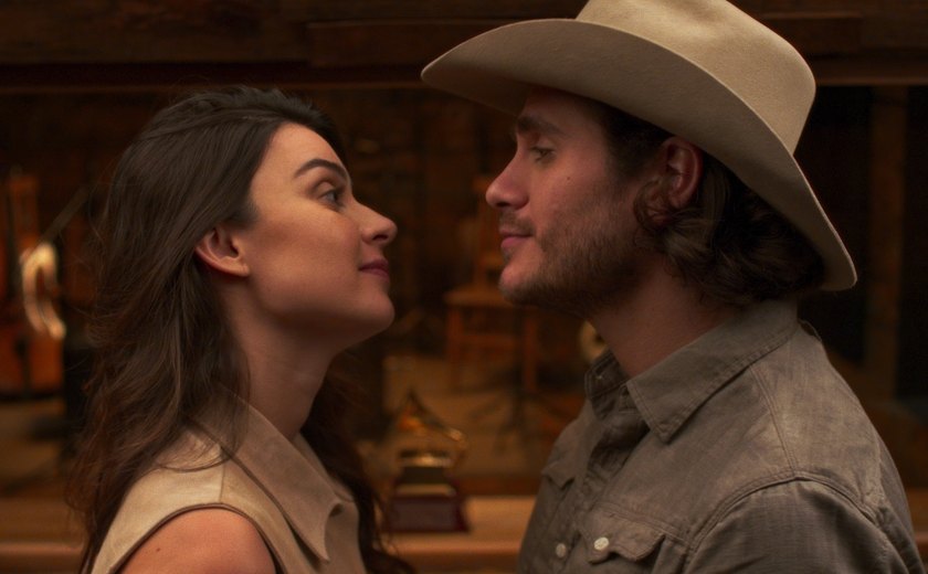 TV Aparecida exibe filme inédito com Thaila Ayala e Jackson Antunes no Tela de Sexta