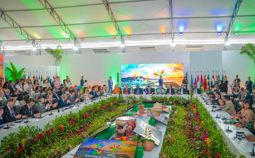 Representantes de cidades e municípios do Brics+ se reúnem em Maricá, RJ
