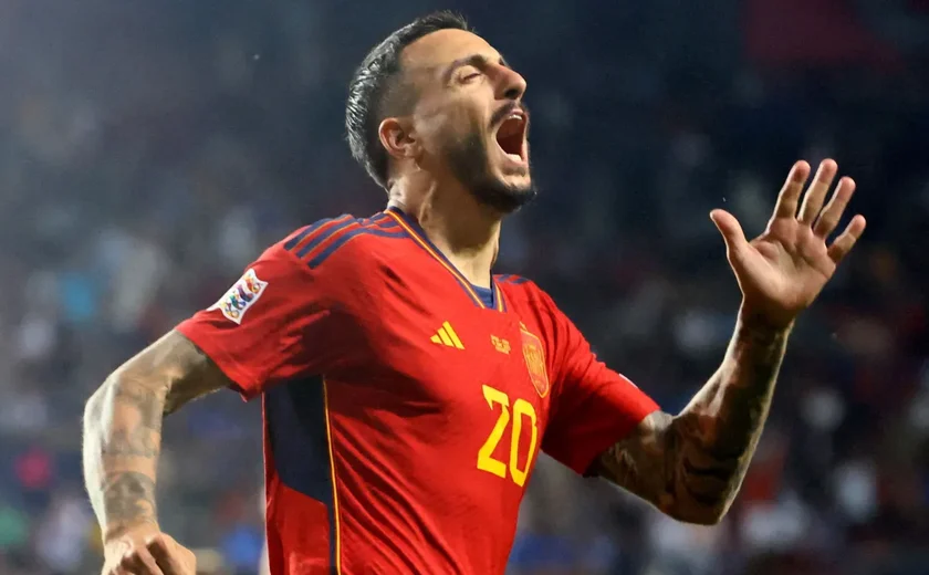 Com um a menos, Espanha goleia e desencanta na Liga das Nações; Dinamarca vence com golaços