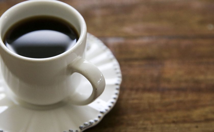 Café: o que a ciência diz sobre o efeito da bebida de manhã, antes de ir trabalhar?