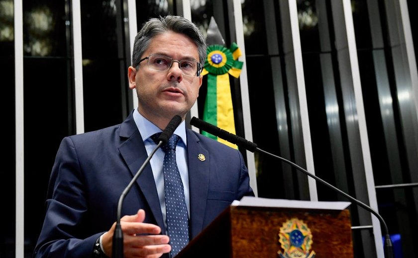Alessandro Vieira se desfilia do Cidadania e deixa pré-candidatura
