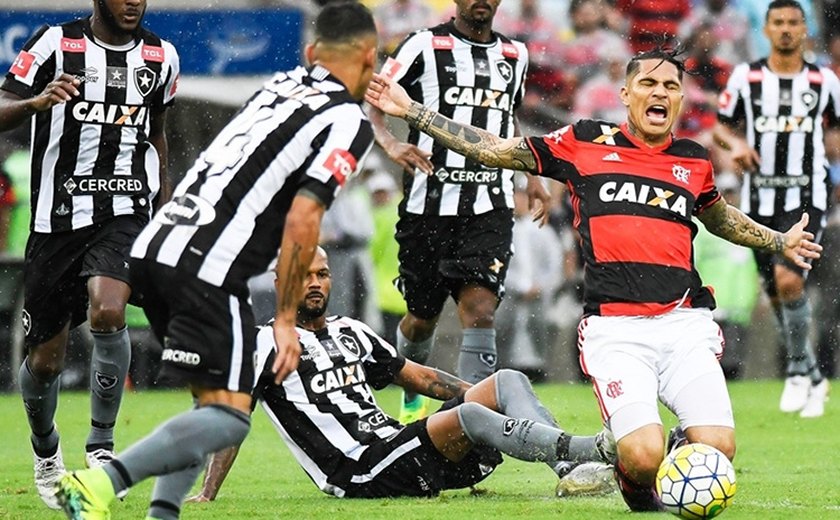 Flamengo empata com o Botafogo e fica mais longe do título