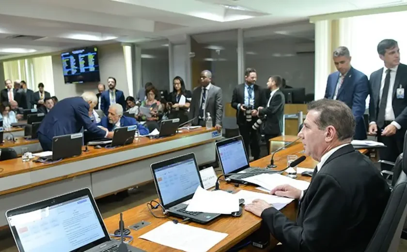 Proposta que aumenta limite de faturamento para MEIs e micro e pequenas empresas será analisada hoje em comissão do Senado