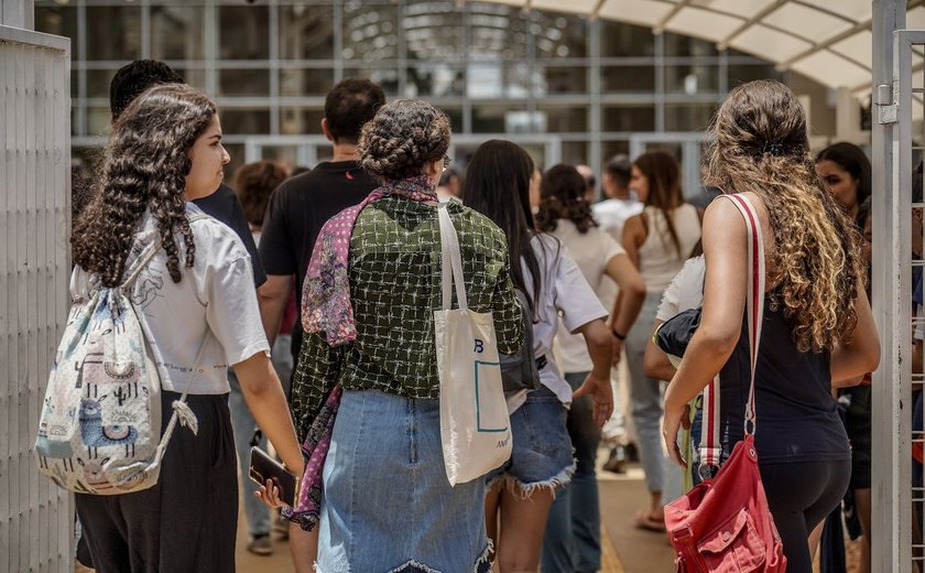 Prêmio Capes Futuras Cientistas está com inscrições abertas