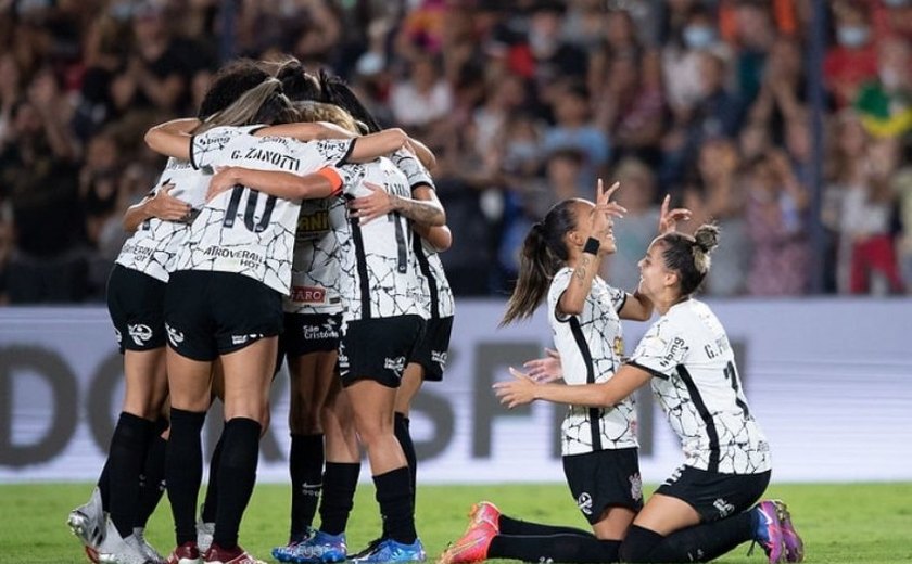Corinthians derrota Santa Fé e conquista tricampeonato da Libertadores Feminina