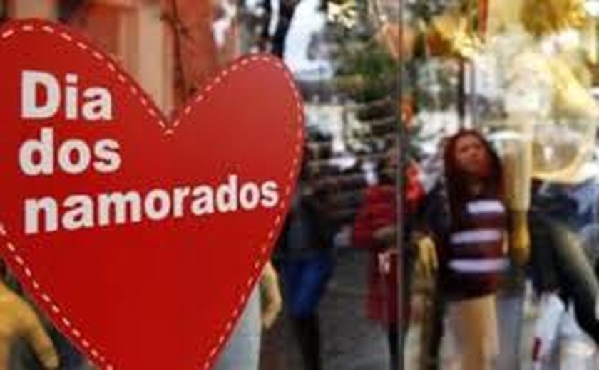 Por que o Dia dos Namorados é comemorado em junho no Brasil? Quem inventou a data?