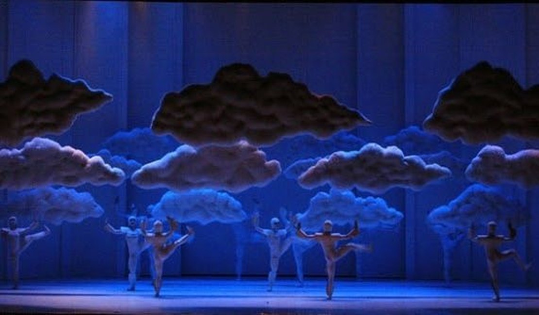 O teatro das nuvens