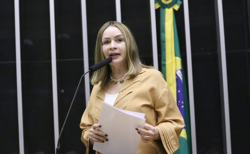Câmara aprova projeto que libera pagamentos congelados a servidores em razão da pandemia