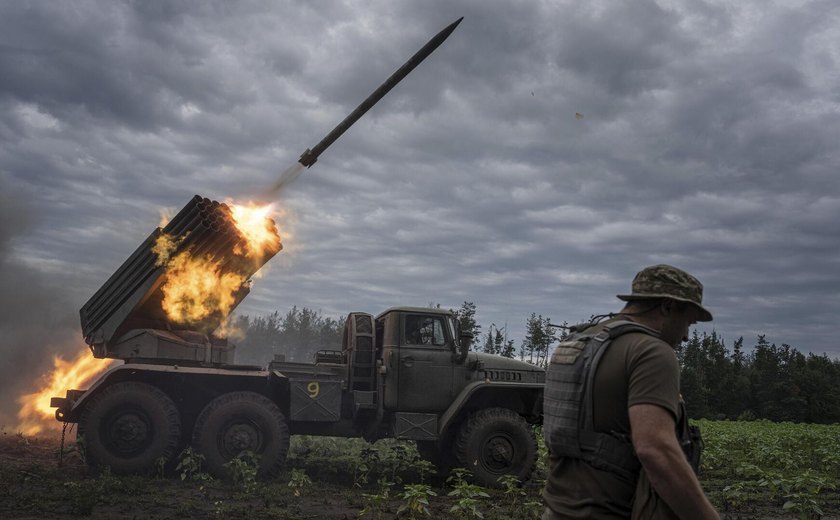 Rússia registra 9.318 violações do cessar-fogo pelas tropas ucranianas, diz MD