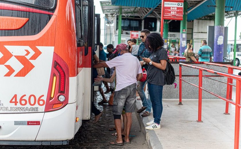 Nova linha de ônibus vai conectar o Benedito Bentes ao Eustáquio Gomes pela Avenida Marília Mendonça