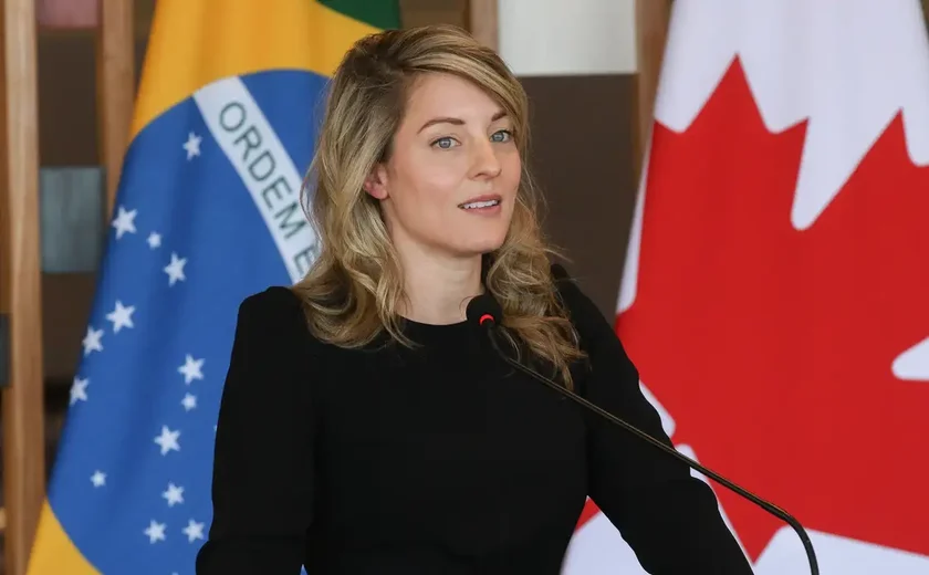 Chanceler do Canadá diz que todas opções estão na mesa para responder a ameaças de Trump