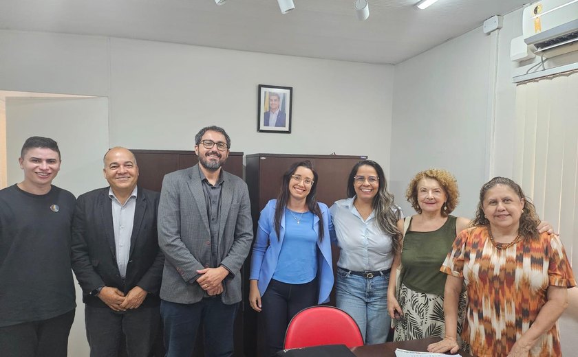Semed discute com Ufal participação em evento científico sobre educação básica
