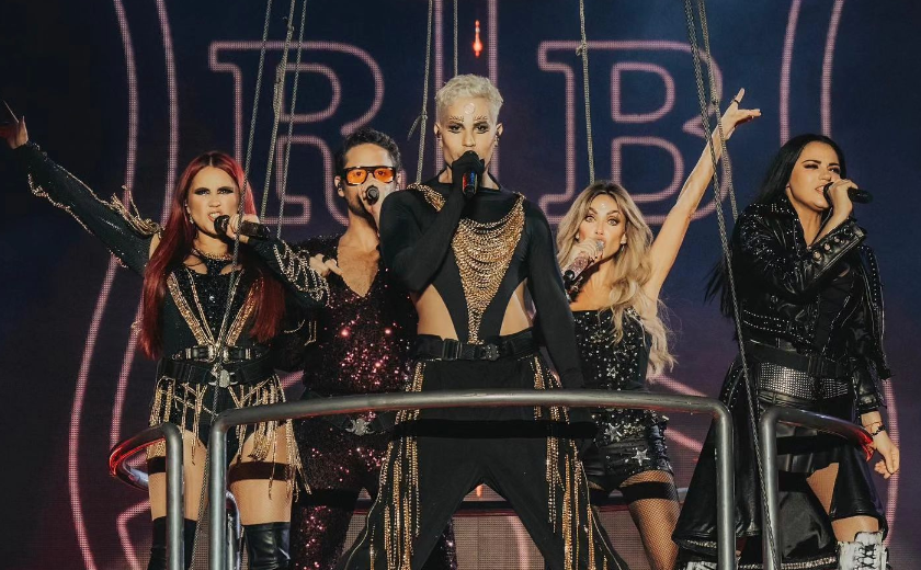 Estádio do Engenhão tem apagão no segundo dia de show do RBD no Brasil