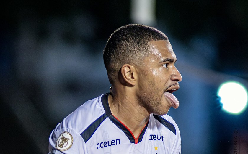 Vitória derrota Criciúma, se reabilita no Brasileirão e se afasta da zona de rebaixamento
