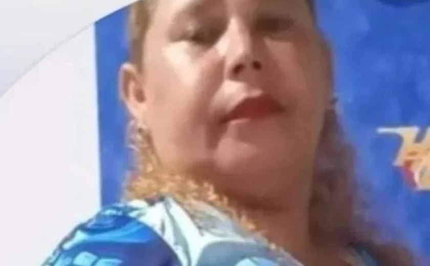 Mulher é assassinada a tiros no Centro de Penedo; caso será investigado