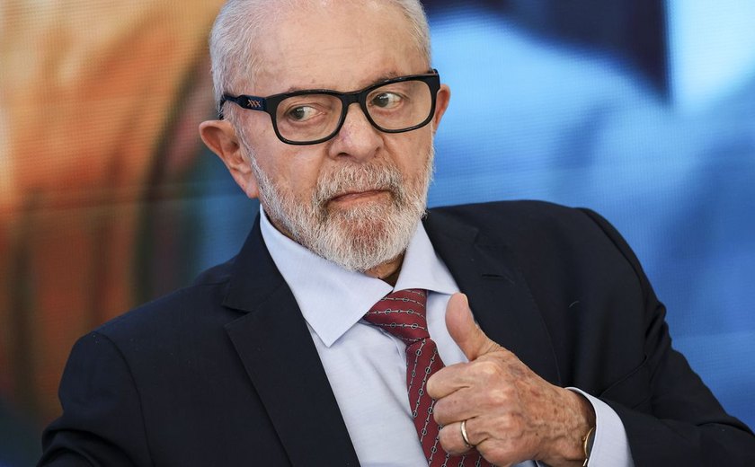 Lula sanciona com vetos desoneração da folha de pagamento
