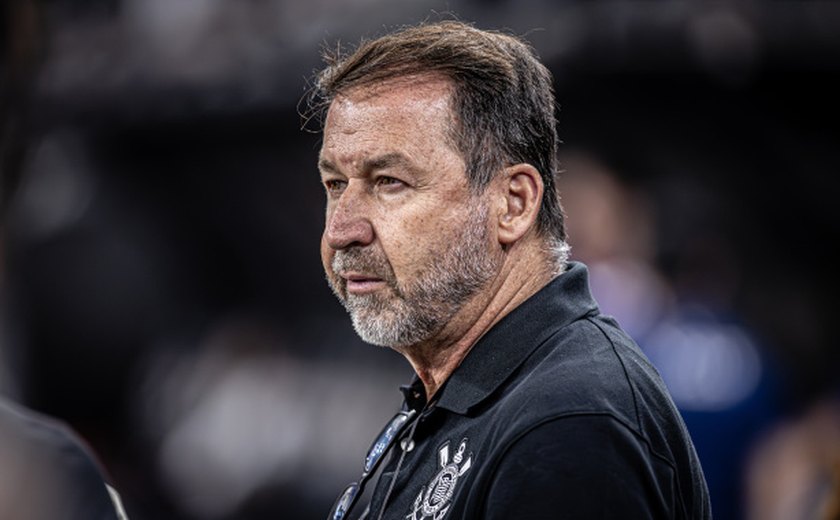 Corinthians confirma sequência de patrocínio com a EZZE Seguros após gafe de Augusto Melo
