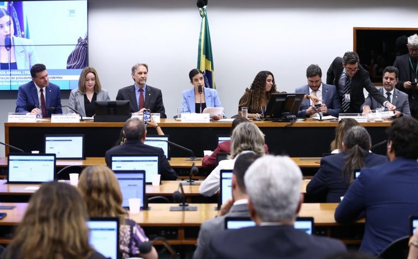 Presidente da comissão do novo Plano Nacional de Educação quer participação de alunos e professores