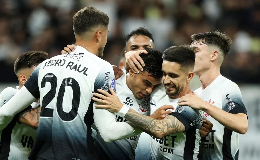 Corinthians persiste, supera o Juventude no minuto final e vai à semifinal da Copa do Brasil